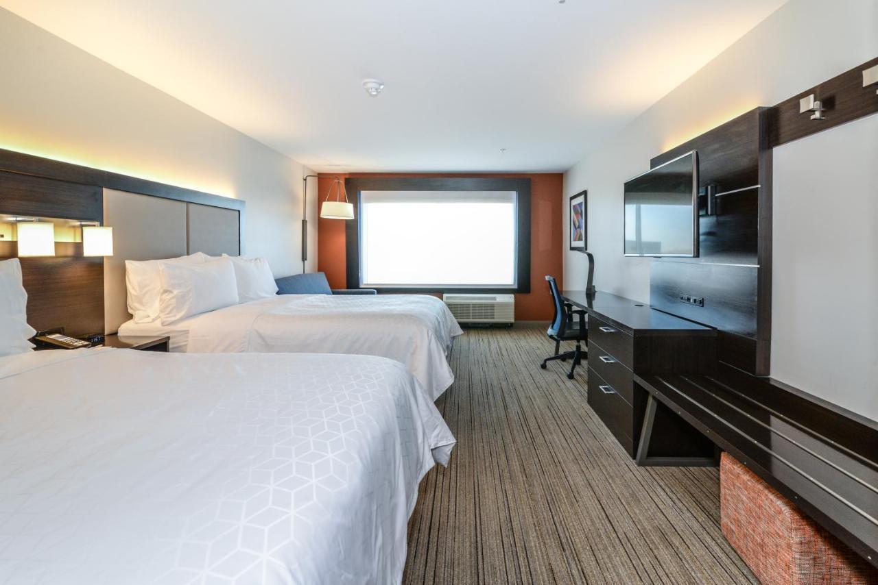 Holiday Inn Express Flint-Campus Area By Ihg Екстериор снимка