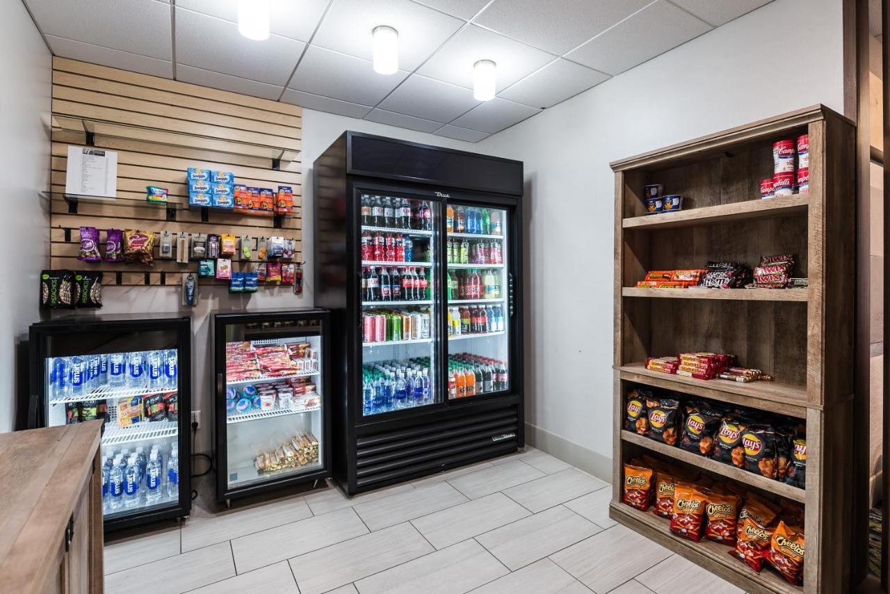 Holiday Inn Express Flint-Campus Area By Ihg Екстериор снимка